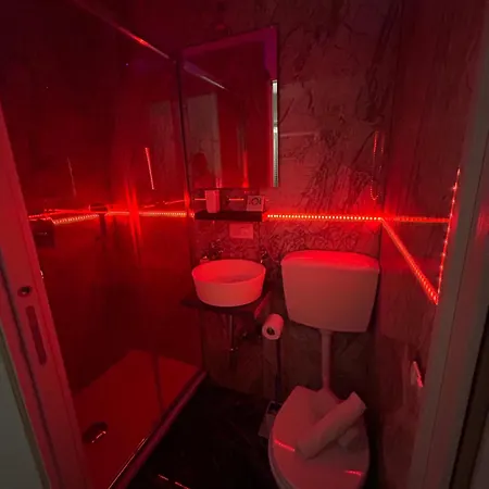 Ale E Nau Konukevi Roma